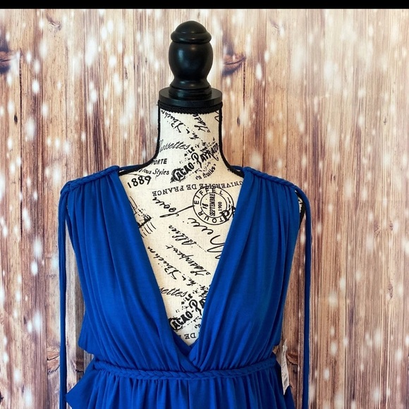 Charlotte Russe Dress - Picture 2 of 6